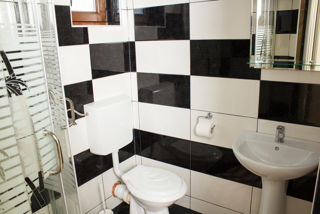 Pensiunea Viki Tău Bistra Quarto foto